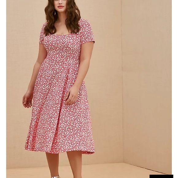 torrid Dresses & Skirts - Torrid UCHSIA PINK FLORAL SCUBA KNIT MIDI DRESS size 1X